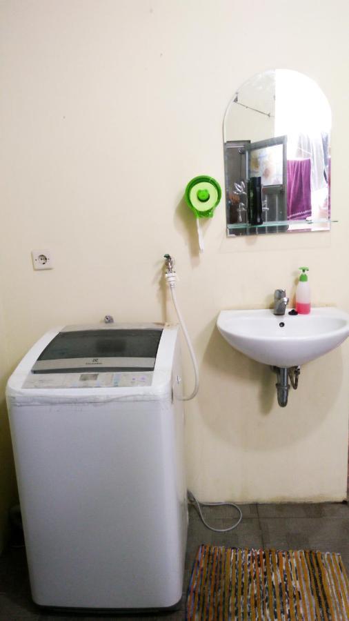 Ngampilan Backpacker Hostel Yogyakarta Exterior foto