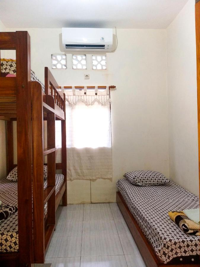 Ngampilan Backpacker Hostel Yogyakarta Exterior foto